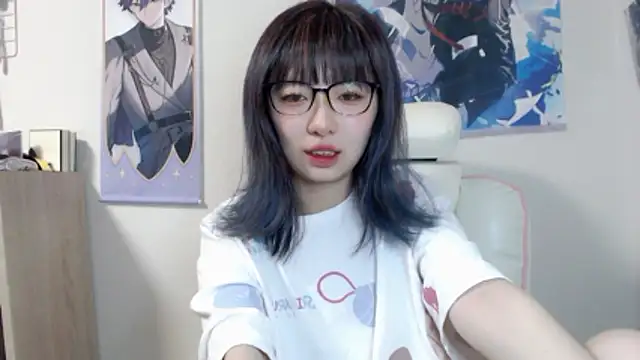 Snapshot of Hazuki_love__ chatting on 9, 7, 2026 Hazuki love online show from 9, 7, 2026