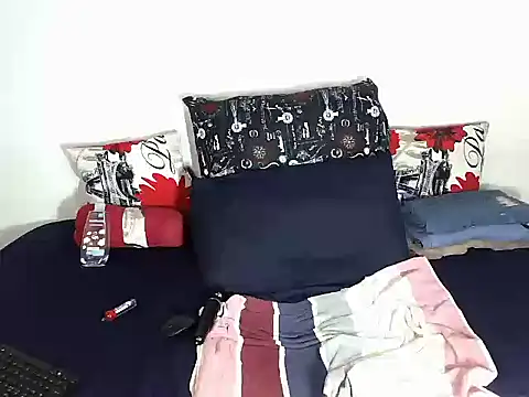 QueenBae 53 online show from 19, 7, 2026