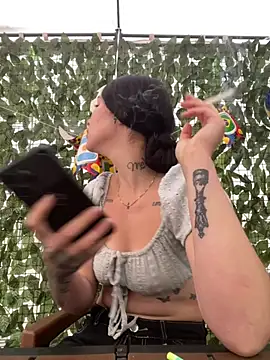 Snapshot of Maia_afrodita chatting on 3, 7, 2026 Maia afrodita online show from 3, 7, 2026