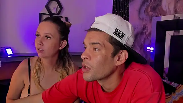Mia and Erick online show from 12, 6, 2026