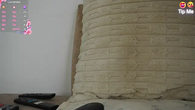 Snapshot of Sweetpussyhot_ chatting on 22, 7, 2026 Sweetpussyhot online show from 22, 7, 2026