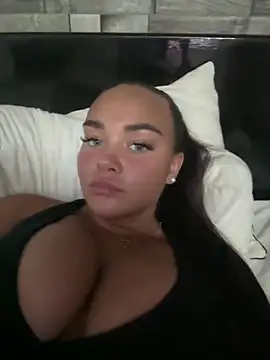 Snapshot of MaddisonWhitex chatting on 30, 5, 2026 MaddisonWhitex online show from 30, 5, 2026