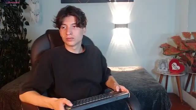 Marcoviolet online show from 11, 7, 2026