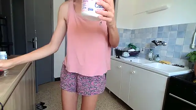 hornyfrenchies online show from 18, 6, 2026