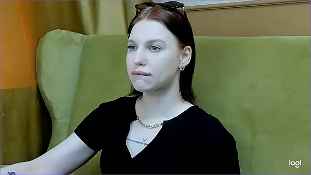 Snapshot of Nora_Finch chatting on 10, 6, 2026 Nora Finch online show from 10, 6, 2026