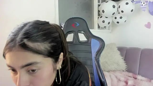 Noa bunny  online show from 7, 7, 2026