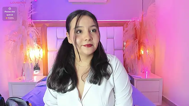 Snapshot of Violet_Bloom chatting on 30, 5, 2026 Violet Bloom online show from 30, 5, 2026