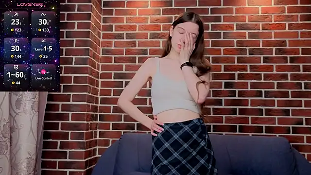 MyrtaMcclaney online show from 26, 6, 2026
