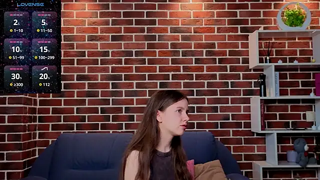 MyrtaMcclaney online show from 11, 6, 2026