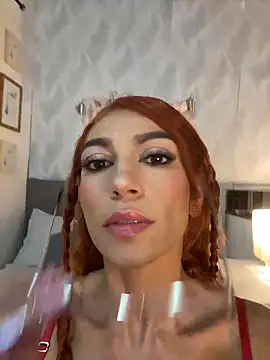 Snapshot of Isisjames chatting on 2, 6, 2026 Isisjames online show from 2, 6, 2026