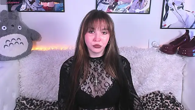 Snapshot of Hyuna_Flowers chatting on 2, 6, 2026 Hyuna Flowers online show from 2, 6, 2026