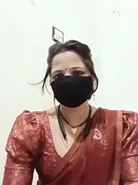 Snapshot of Karishma_bhabi3 chatting on 9, 7, 2026 Karishma bhabi3 online show from 9, 7, 2026