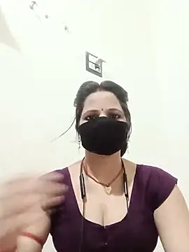 Snapshot of Karishma_bhabi3 chatting on 29, 6, 2026 Karishma bhabi3 online show from 29, 6, 2026