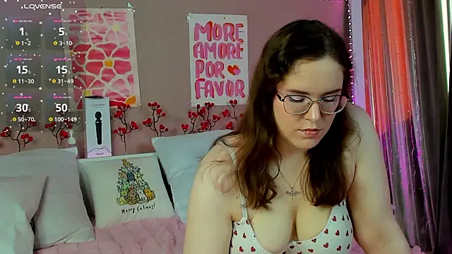 Snapshot of KristinaMay chatting on 2, 6, 2026 KristinaMay online show from 2, 6, 2026
