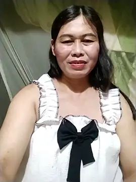 Snapshot of -Hatybi- chatting on 6, 6, 2026 -Hatybi- online show from 6, 6, 2026