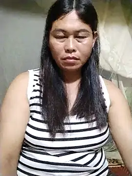 Snapshot of -Hatybi- chatting on 4, 7, 2026 -Hatybi- online show from 4, 7, 2026
