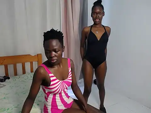 Snapshot of Melaninmagicc chatting on 20, 6, 2026 Melaninmagicc online show from 20, 6, 2026