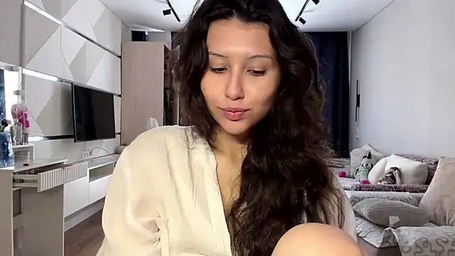Snapshot of Alicekitty67 chatting on 15, 7, 2026 Alicekitty67 online show from 15, 7, 2026