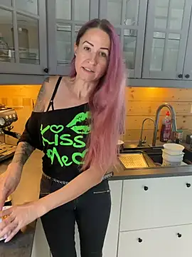 Snapshot of GermanMilfJasmin chatting on 11, 6, 2026 GermanMilfJasmin online show from 11, 6, 2026