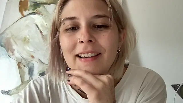 Ella Bloom online show from 4, 7, 2026