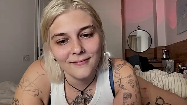 Ella Bloom online show from 16, 7, 2026