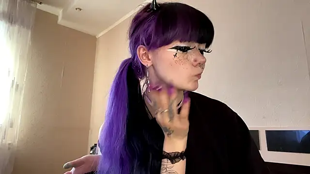 Snapshot of HolyCute chatting on 15, 6, 2026 HolyCute online show from 15, 6, 2026