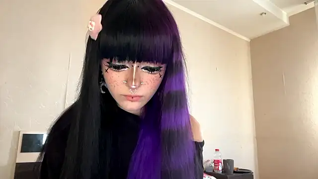 Snapshot of HolyCute chatting on 28, 6, 2026 HolyCute online show from 28, 6, 2026