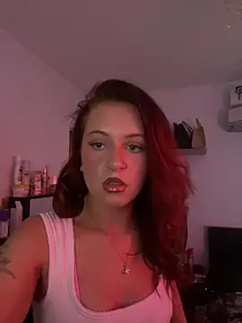 Snapshot of PoisonIvy_x chatting on 3, 6, 2026 PoisonIvy x online show from 3, 6, 2026
