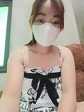 Snapshot of -Trinina- chatting on 6, 7, 2026 -Trinina- online show from 6, 7, 2026