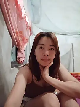 Snapshot of -Trinina- chatting on 6, 6, 2026 -Trinina- online show from 6, 6, 2026