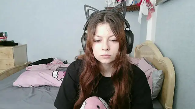 Snapshot of AlessiaViolet chatting on 15, 7, 2026 AlessiaViolet online show from 15, 7, 2026