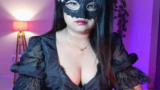 Snapshot of Red_Heart_ chatting on 9, 7, 2026 Red Heart online show from 9, 7, 2026
