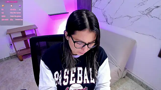 Snapshot of samantha_wilson chatting on 30, 6, 2026 samantha wilson online show from 30, 6, 2026