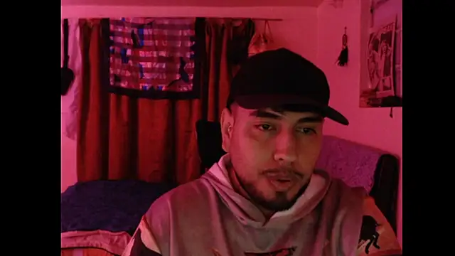 Snapshot of guillerme_08 chatting on 9, 7, 2026 guillerme 08 online show from 9, 7, 2026
