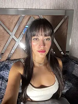 Snapshot of Ailani_Pink chatting on 4, 6, 2026 Ailani Pink online show from 4, 6, 2026