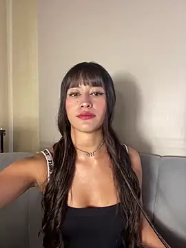 Snapshot of Ailani_Pink chatting on 3, 6, 2026 Ailani Pink online show from 3, 6, 2026