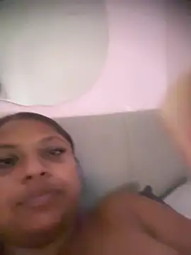 LittleMissGrippy online show from 28, 7, 2026