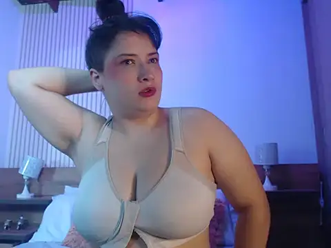 Snapshot of ValentinaGreyy chatting on 2, 6, 2026 ValentinaGreyy online show from 2, 6, 2026