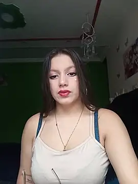 Snapshot of sweet_chloe04 chatting on 25, 6, 2026 sweet chloe04 online show from 25, 6, 2026