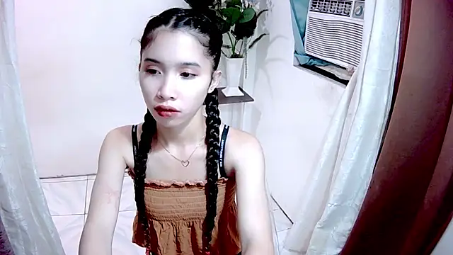Snapshot of heartx_ chatting on 18, 7, 2026 heartx online show from 18, 7, 2026