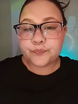 VeryGirlhot online show from 4, 6, 2026