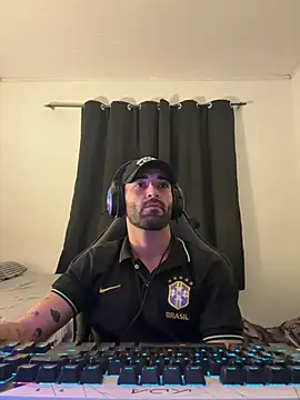Aaron hyuga online show from 2, 6, 2026