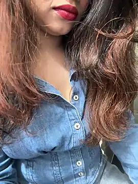 Snapshot of Yours_riya11 chatting on 19, 6, 2026 Yours riya11 online show from 19, 6, 2026