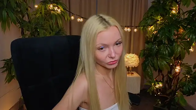 Snapshot of PatriciaGeorge chatting on 6, 6, 2026 PatriciaGeorge online show from 6, 6, 2026