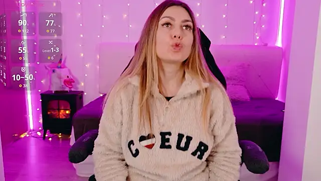 LindaWhite  online show from 13, 2, 2026