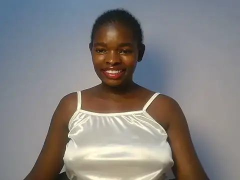 Snapshot of Emmerline_ chatting on 13, 7, 2026 Emmerline online show from 13, 7, 2026