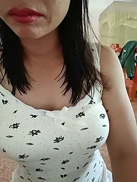 Snapshot of -Maya-a chatting on 14, 7, 2026 -Maya-a online show from 14, 7, 2026