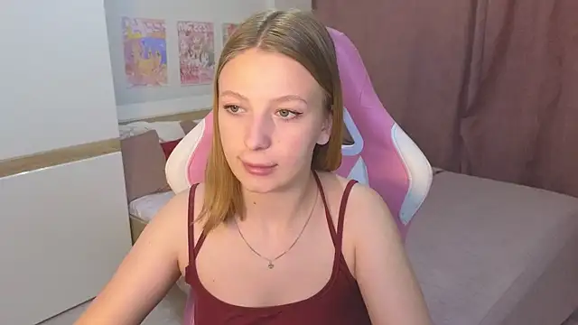 Snapshot of BeatriceLoven chatting on 18, 7, 2026 BeatriceLoven online show from 18, 7, 2026