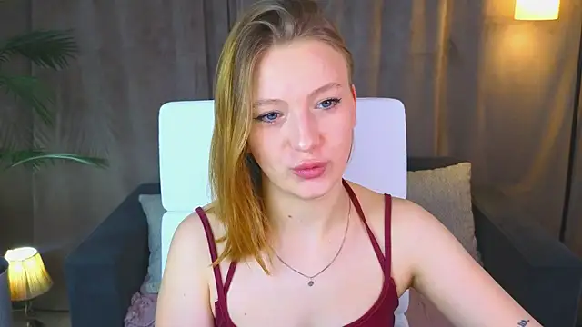 Snapshot of BeatriceLoven chatting on 21, 7, 2026 BeatriceLoven online show from 21, 7, 2026