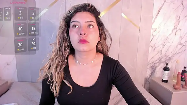 Snapshot of ChloeBelle_ chatting on 30, 6, 2026 ChloeBelle online show from 30, 6, 2026